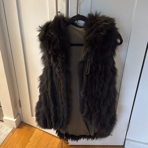 100% real fox fur olive vest with hood - One size